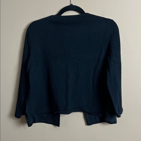 Chico’s Women’s Size 1 (Medium) Black Appliqué Open Front Long Sleeve Cardigan - Picture 4 of 4